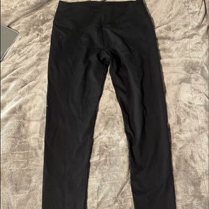 BLACK LULU LEMON LEGGINGS